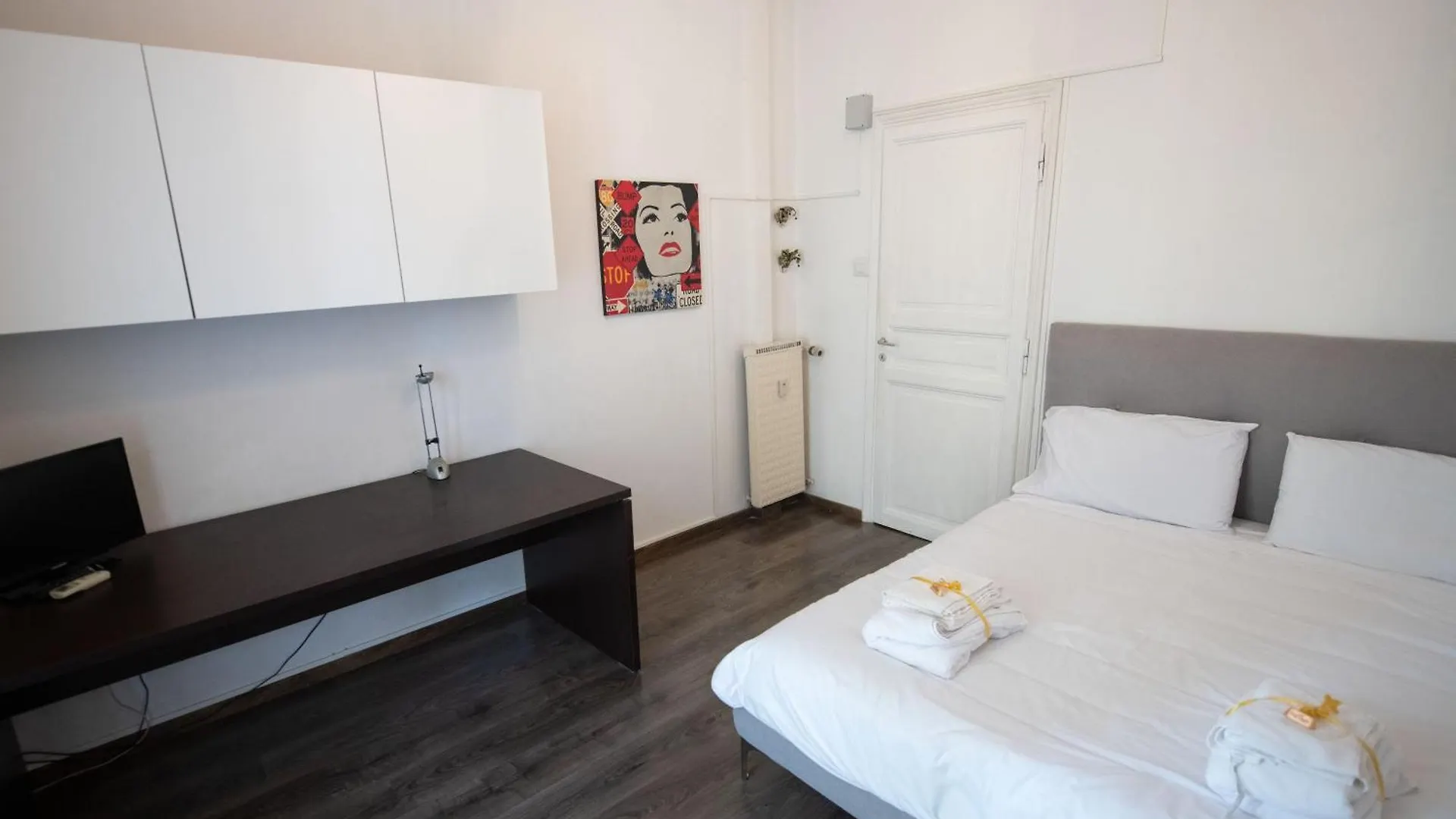 Domus Collazia - San Giovanni Apartment Rome 0*,